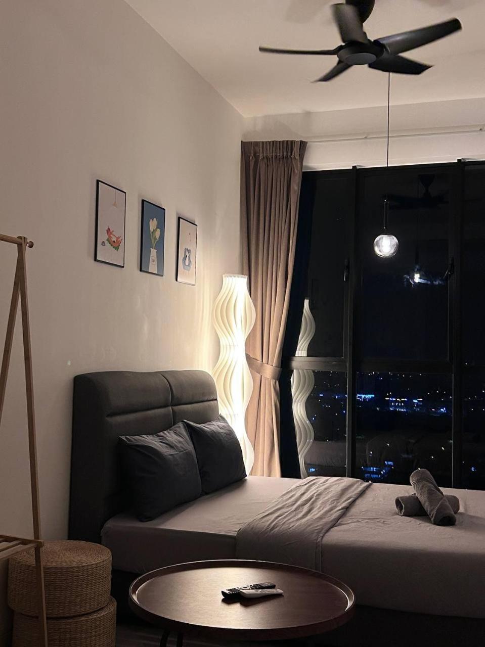 Sky Trees Bukit Indah Aeon Netflix A16 Apartment Johor Bahru Exterior photo