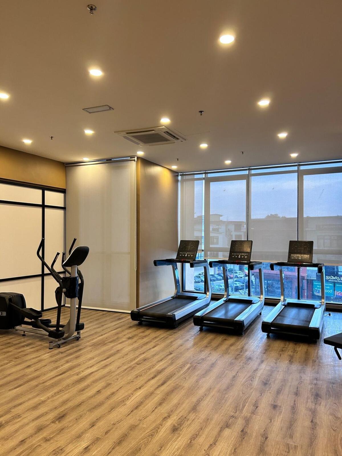 Sky Trees Bukit Indah Aeon Netflix A16 Apartment Johor Bahru Exterior photo